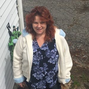 Meet your Posher, Becky